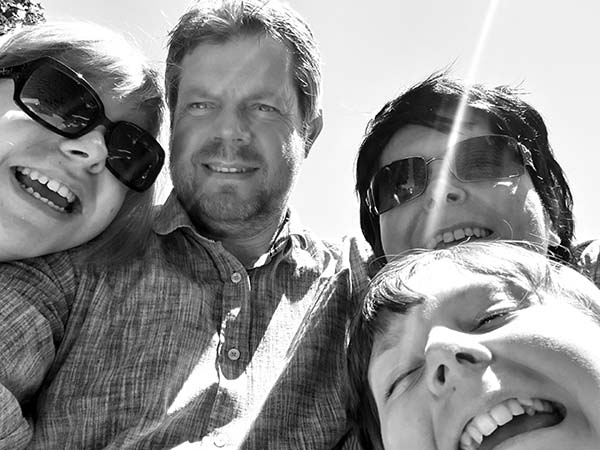 astonwood-design-paul-and-family